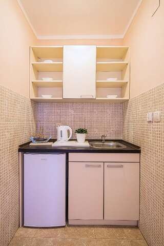 Апарт-отели Vila Simona Будва Апартаменты с балконом-3